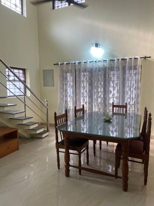 Holiday home Spacious 3bhk Kochi